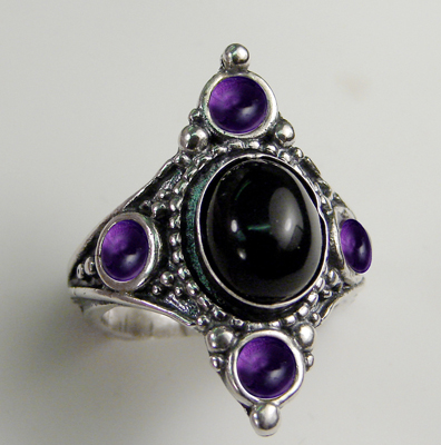 Sterling Silver Renaissance Queen's Ring With Black Onyx Size 9